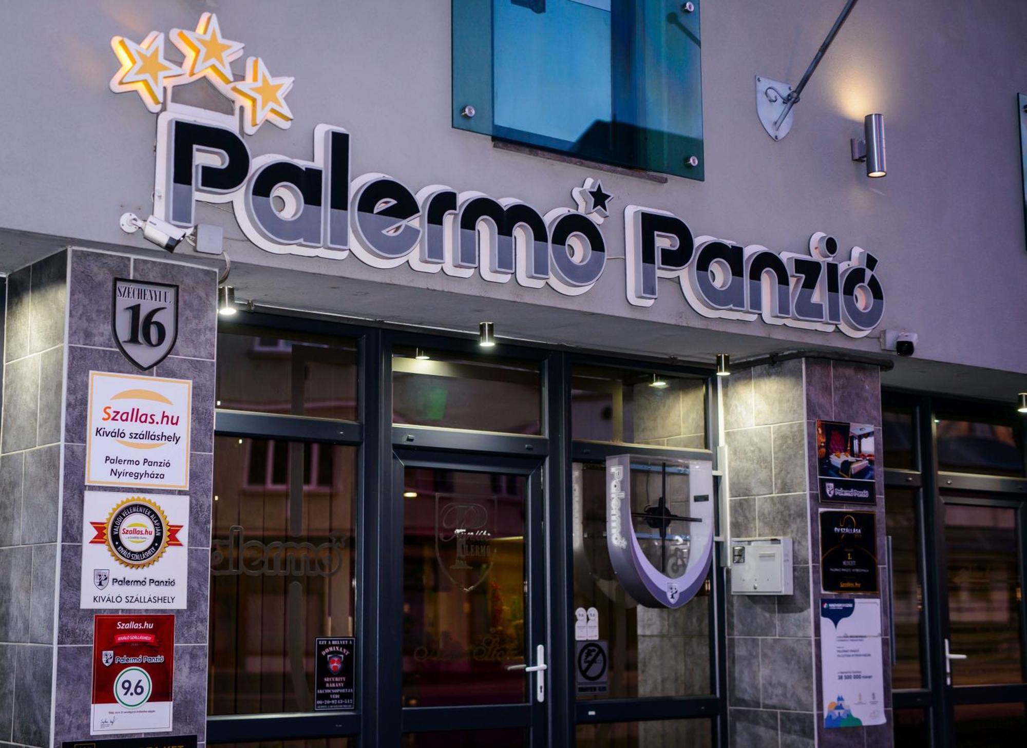 Отель Palermo Panzio Ньиредьхаза Экстерьер фото
